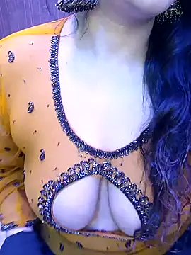 Snapshot of indian_passion chatting on October 15, 5:57 pm indian passion online show from October 15, 5:57 pm