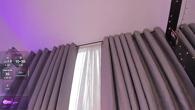 Snapshot of Thiago_jones chatting on October 22, 8:52 pm Thiago jones online show from October 22, 8:52 pm