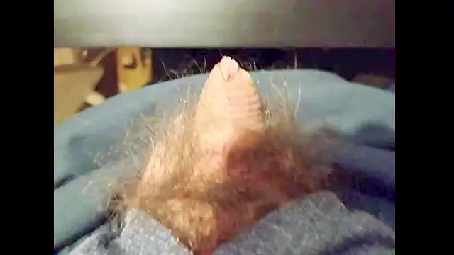 hairyuncut00 online show from January 14, 8:42 am