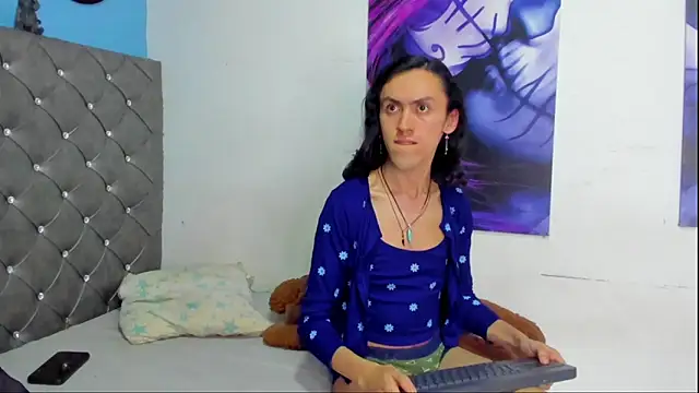 Snapshot of Karol_fenixx chatting on September 14, 1:16 am Karol fenixx online show from September 14, 1:16 am