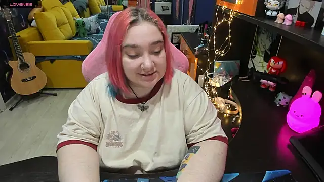 Softie Sofy online show from February 12, 1:19 am