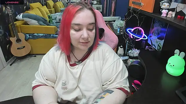 Softie Sofy online show from March 11, 3:37 am