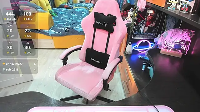 Softie Sofy online show from October 17, 2:26 am