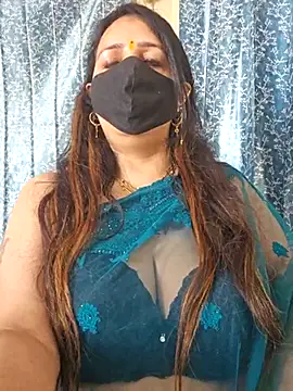 cute-tanvi online show from February 13, 4:54 am