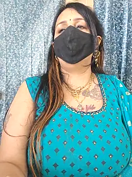 cute-tanvi online show from February 18, 7:43 am