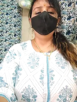 cute-tanvi online show from September 15, 12:54 am