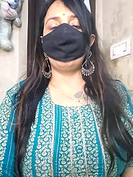 cute-tanvi online show from April 14, 1:17 pm