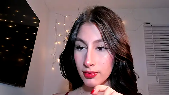 Snapshot of valeria_gonzales_ chatting on December 22, 12:28 am valeria gonzales online show from December 22, 12:28 am