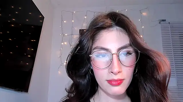 Snapshot of valeria_gonzales_ chatting on January 11, 2:09 am valeria gonzales online show from January 11, 2:09 am