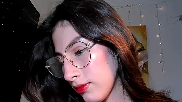 Snapshot of valeria_gonzales_ chatting on January 11, 5:20 am valeria gonzales online show from January 11, 5:20 am