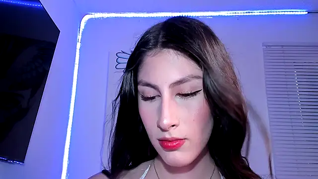 Snapshot of valeria_gonzales_ chatting on March 20, 9:46 pm valeria gonzales online show from March 20, 9:46 pm