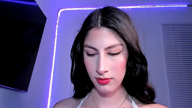 Snapshot of valeria_gonzales_ chatting on March 23, 12:04 am valeria gonzales online show from March 23, 12:04 am