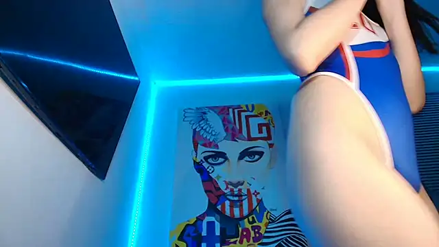 Snapshot of valeria_gonzales_ chatting on October 3, 1:46 am valeria gonzales online show from October 3, 1:46 am