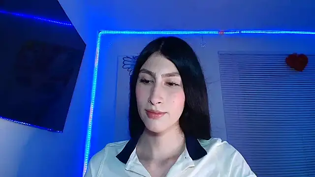 Snapshot of valeria_gonzales_ chatting on October 28, 11:18 pm valeria gonzales online show from October 28, 11:18 pm