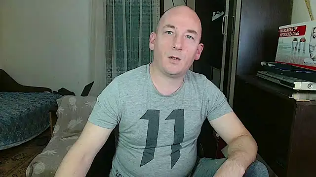 Johan   Barker online show from January 13, 8:26 am