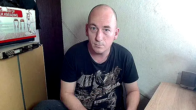 Johan   Barker online show from February 5, 2:26 pm