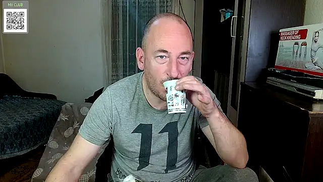 Johan   Barker online show from March 10, 8:37 am