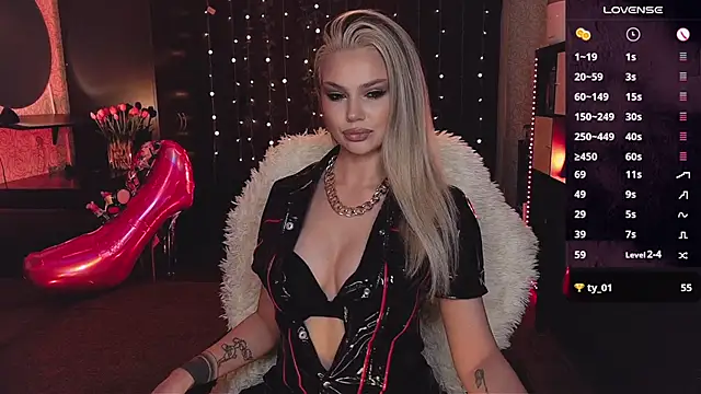 Snapshot of sunshine_vibes chatting on December 8, 12:51 am sunshine vibes online show from December 8, 12:51 am