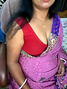 Snapshot of Anushka_21 chatting on November 16, 6:46 pm Anushka 21 online show from November 16, 6:46 pm