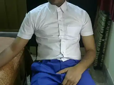 aloneboy1996 online show from January 7, 3:23 pm