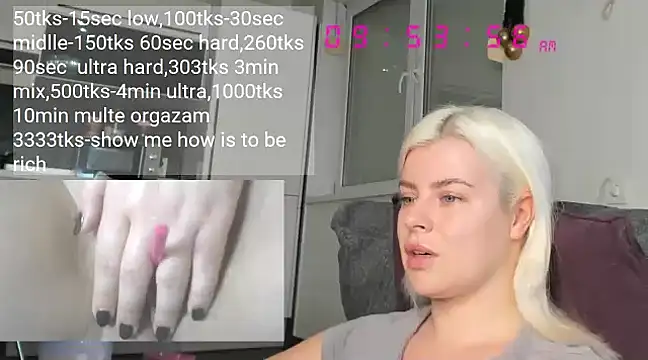 Snapshot of queenofthenighttt chatting on December 29, 8:55 am queenofthenighttt online show from December 29, 8:55 am