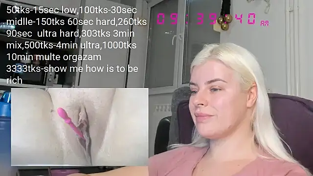 Snapshot of queenofthenighttt chatting on January 29, 8:40 am queenofthenighttt online show from January 29, 8:40 am