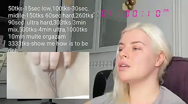 Snapshot of queenofthenighttt chatting on March 4, 12:01 pm queenofthenighttt online show from March 4, 12:01 pm