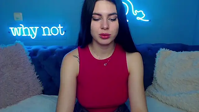 Snapshot of ViollinaLove chatting on January 28, 8:47 am ViollinaLove online show from January 28, 8:47 am