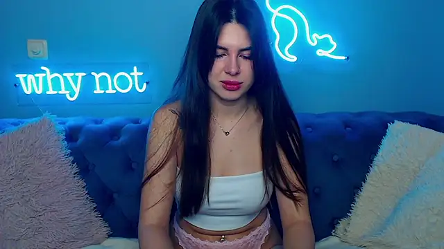 Snapshot of ViollinaLove chatting on November 3, 5:42 am ViollinaLove online show from November 3, 5:42 am