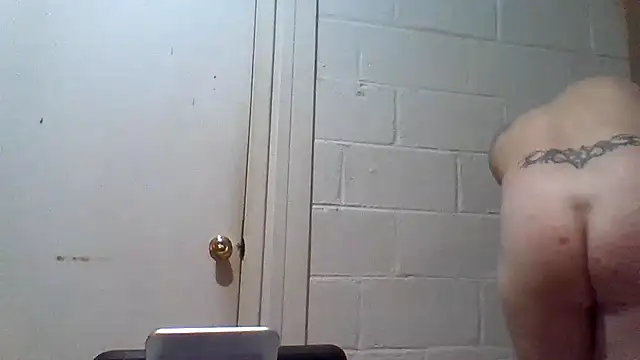 Snapshot of CLoSpunkmeyer69 chatting on December 21, 2:04 pm CLoSpunkmeyer69 online show from December 21, 2:04 pm