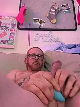 Snapshot of CLoSpunkmeyer69 chatting on January 9, 10:41 am CLoSpunkmeyer69 online show from January 9, 10:41 am