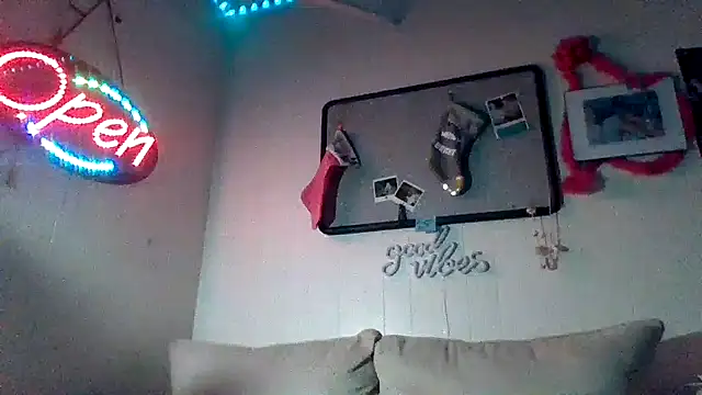 Snapshot of CLoSpunkmeyer69 chatting on March 2, 11:07 am CLoSpunkmeyer69 online show from March 2, 11:07 am