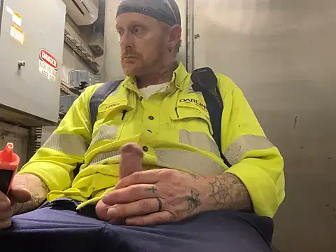 Snapshot of CLoSpunkmeyer69 chatting on September 18, 6:59 am CLoSpunkmeyer69 online show from September 18, 6:59 am