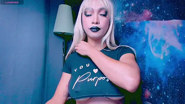 Snapshot of XXsexylongcockXX chatting on March 5, 9:26 pm XXsexylongcockXX online show from March 5, 9:26 pm