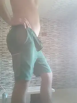 Rolandxxxr online show from September 17, 11:23 am