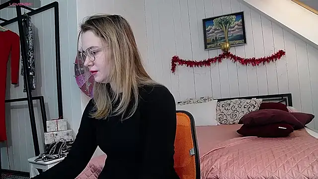 CindyJonson online show from February 13, 7:24 am