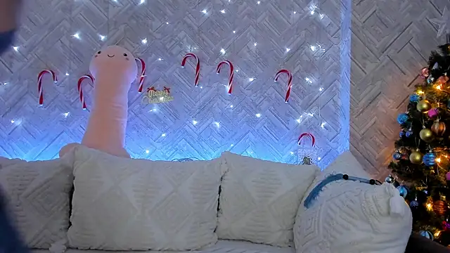 Snapshot of EvaBarsa_ chatting on December 18, 3:12 am EvaBarsa online show from December 18, 3:12 am