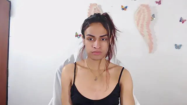 Snapshot of angie_tssex chatting on March 6, 6:30 am angie tssex online show from March 6, 6:30 am