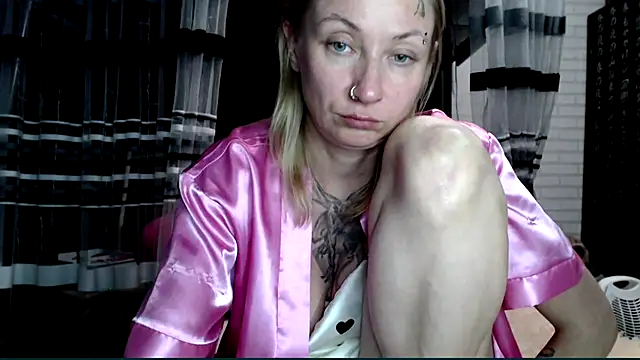 cold lollipop online show from May 28, 7:22 pm