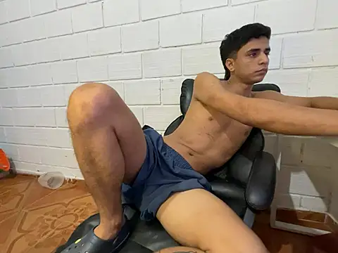 Max TheHorseDick online show from March 10, 4:06 am