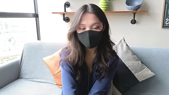 Snapshot of TammiLou chatting on March 19, 4:36 am TammiLou online show from March 19, 4:36 am