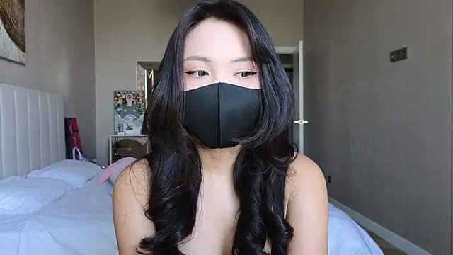 Snapshot of TammiLou chatting on September 10, 5:18 am TammiLou online show from September 10, 5:18 am