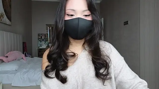 Snapshot of TammiLou chatting on September 18, 5:20 am TammiLou online show from September 18, 5:20 am