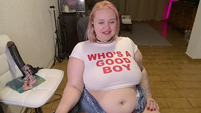 MargotGrey online show from April 19, 6:10 pm