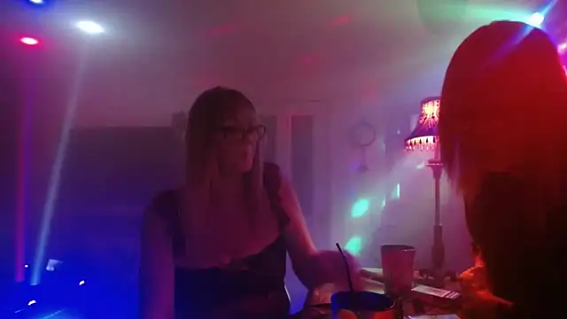 COUPLE4VOYEUR01 online show from October 11, 6:39 pm