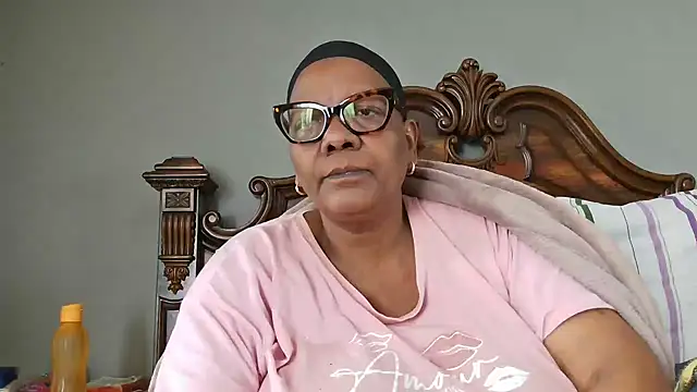 SEXYBOOBSNASS online show from November 7, 6:46 am