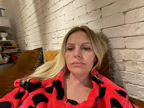 Snapshot of Angel_girllovemy chatting on March 2, 5:14 pm Angel girllovemy online show from March 2, 5:14 pm