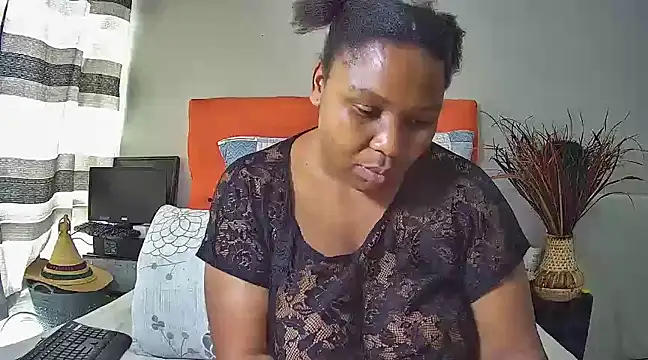 Snapshot of missboobsxx chatting on January 10, 10:39 am missboobsxx online show from January 10, 10:39 am