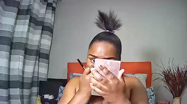 Snapshot of missboobsxx chatting on January 22, 7:34 pm missboobsxx online show from January 22, 7:34 pm