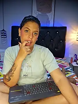 Snapshot of SunnyLovefg chatting on October 4, 3:48 am SunnyLovefg online show from October 4, 3:48 am